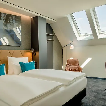 One Hannover-oper Hotel 3*
