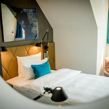 One Hannover-oper Hotel 3*