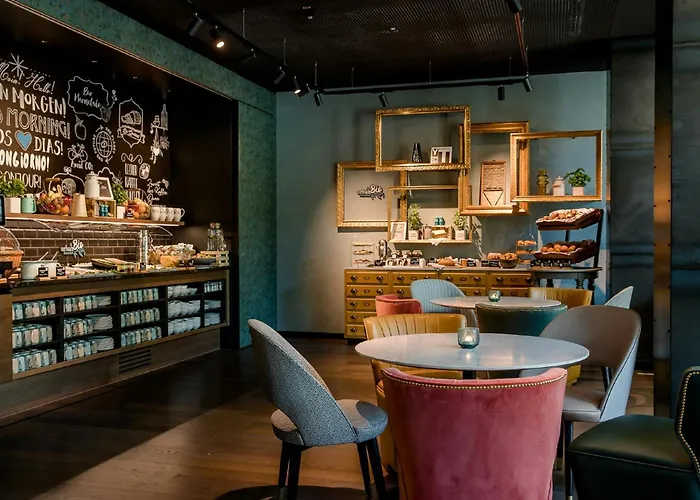 Отель One Hannover-oper Ганновер